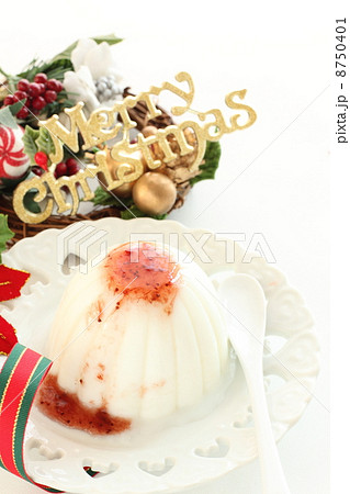 クリスマスデザートのパパロアの写真素材