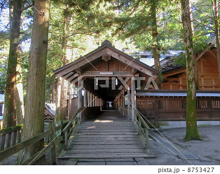 諏訪大社上社本宮の布橋出口（長野県諏訪市） 8753427