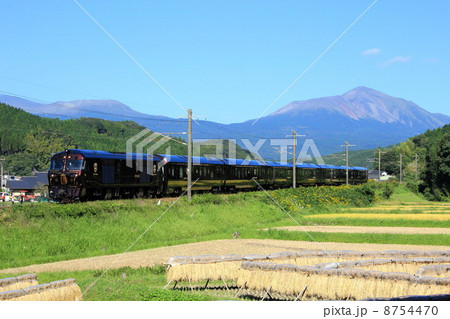 運行開始!霧島の大地を駆けるクルーズトレインななつ星in九州 運行開始!霧島の大地を駆けるクルーズトレインななつ星in九州 8754470
