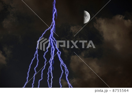 カミナリと月 8755564