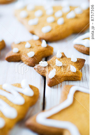 IS098RA4V IS098RA4V 8757506