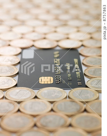 IS098R4K7 IS098R4K7 8757863