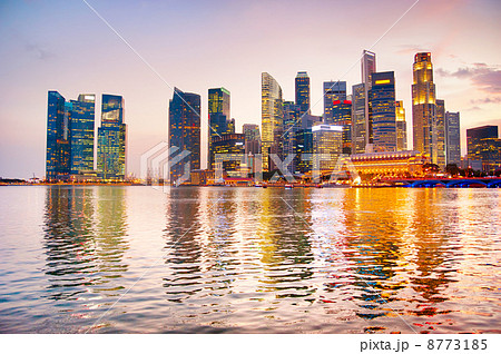 Singapore skyline 8773185