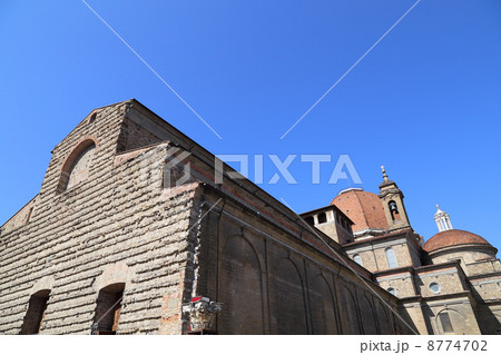 フィレンツェ サン ロレンツォ教会の写真素材