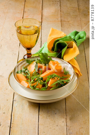 Melon and Arugula salad 8778139