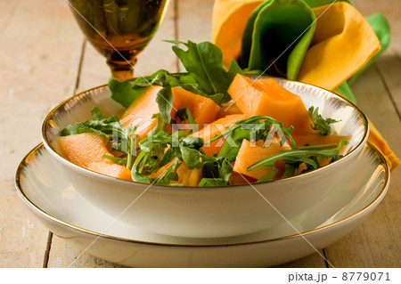 Melon and Arugula salad 8779071