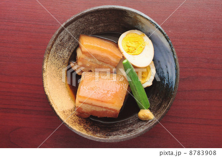 上から見た豚の角煮 8783908