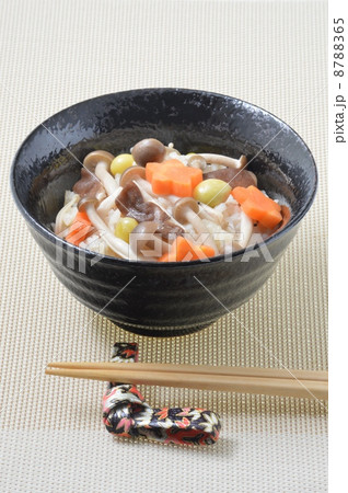 茸の炊き込みご飯 茸の炊き込みご飯 8788365