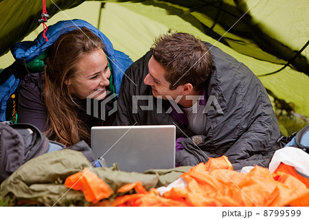 Camping with Computer 8799599