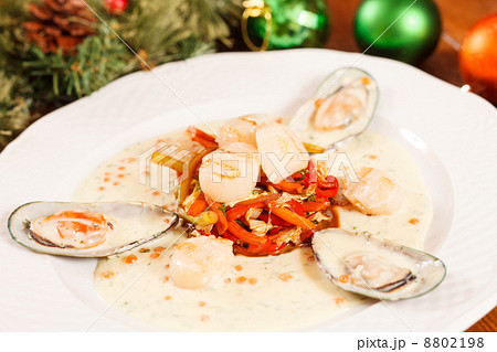 Seafood dish 8802198