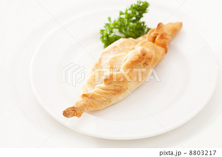 pasty with meat 8803217