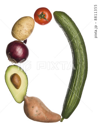 The letter o made out of vegetables 8811355