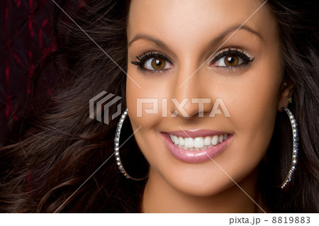 Smiling Woman 8819883