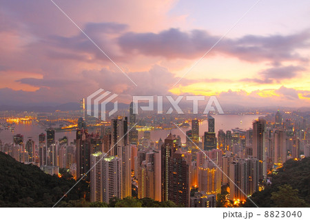 Hong Kong sunrise 8823040