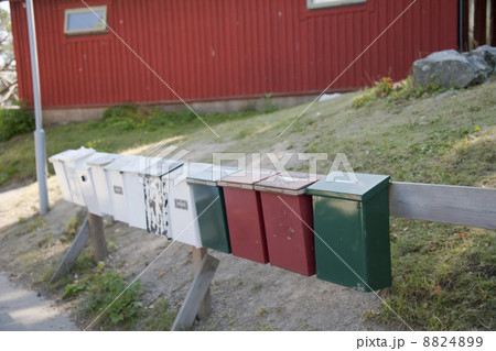 フィヤーデルホルマナ島のポスト 8824899