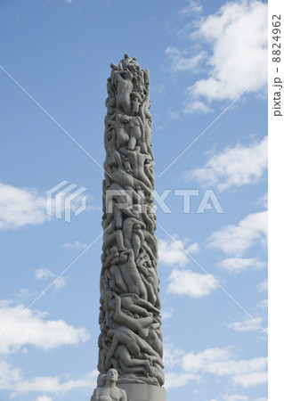 ヴィーゲラン彫刻公園のモノリッテン ヴィーゲラン彫刻公園のモノリッテン 8824962