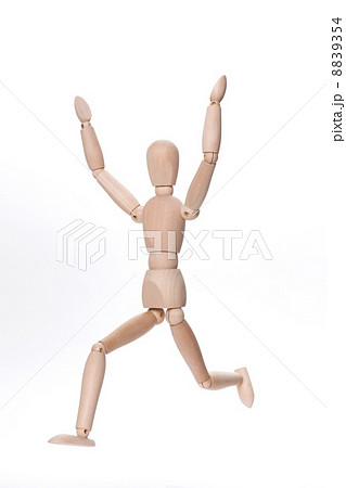走る人形 8839354