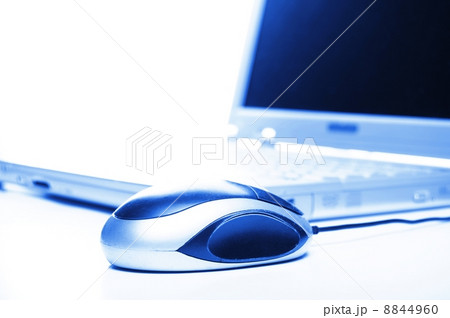 laptop and mouse laptop and mouse 8844960