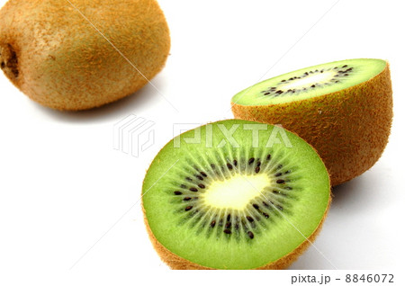 kiwi fruit isolated on white background 8846072