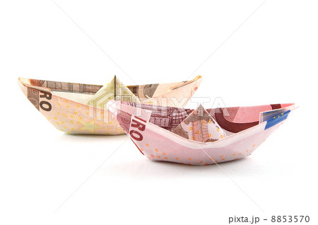 Ship of Money 8853570