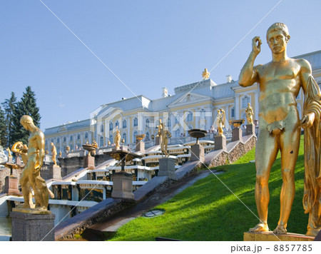 Golden sculptures in Peterhof Golden sculptures in Peterhof 8857785