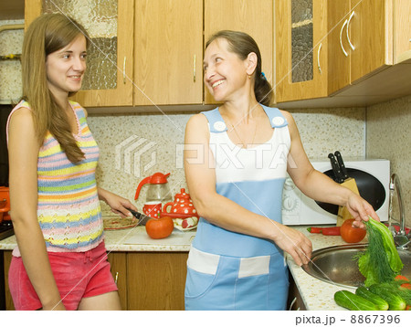 mother and daughter mother and daughter 8867396
