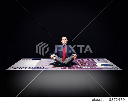 man on money 8872479