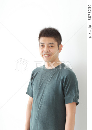 中年男性 8878250