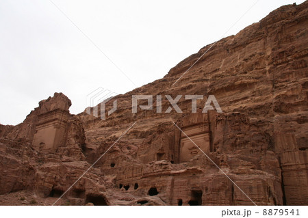 ヨルダンのぺトラ遺跡 ヨルダンのぺトラ遺跡 8879541
