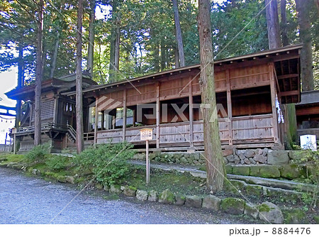 諏訪大社上社本宮の五間廊 諏訪大社上社本宮の五間廊 8884476