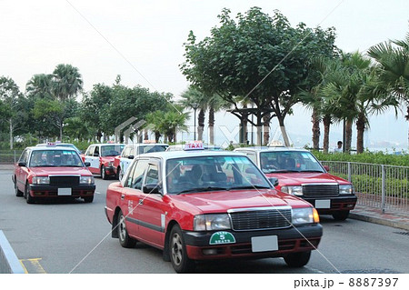 香港タクシー 8887397