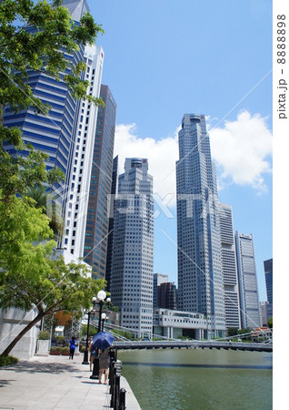 ラッフルズのビル群 8888898