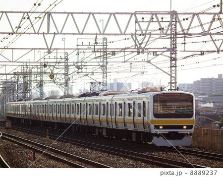 中央・総武緩行線 E231系　市川駅 8889237