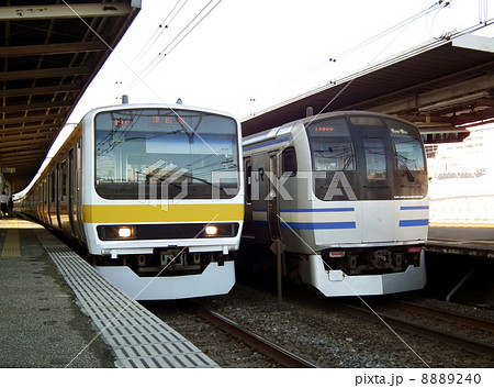 横須賀 総武快速線 E217系 E231系 新小岩駅 横須賀 総武快速線 E217系 E231系 新小岩駅 8889240