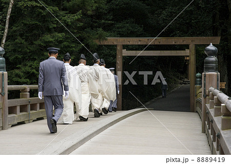神事 神官 伊勢神宮内宮 神事イメージ 神事 神官 伊勢神宮内宮 神事イメージ 8889419