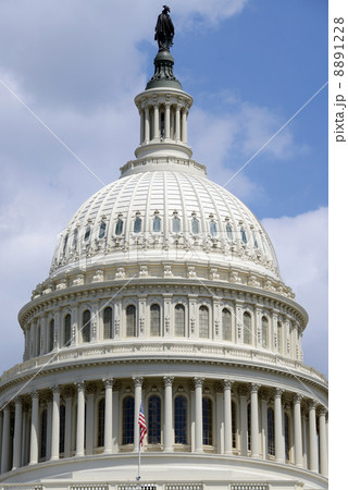 アメリカ　ワシントン　国会議事堂 8891228