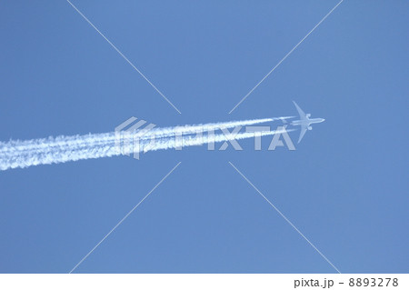 飛行機雲 飛行機雲 8893278