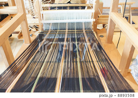 絣織り機 8893508