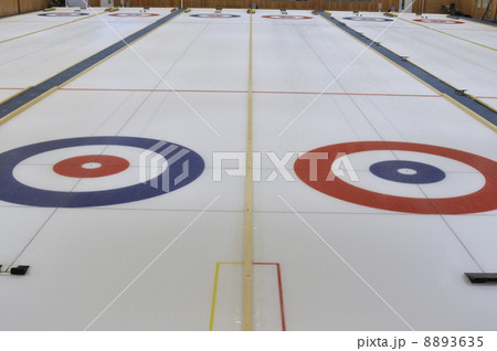 カーリング 8893635