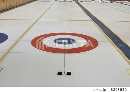 カーリング 8893639