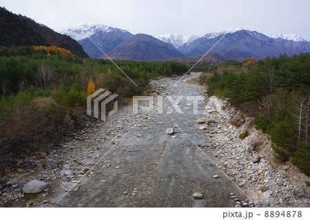 初冬の鹿島川と北アルプス 初冬の鹿島川と北アルプス 8894878