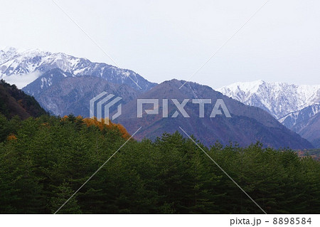 初冬の北アルプス 8898584