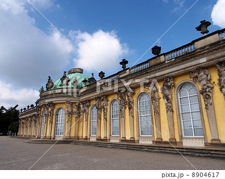 世界遺産 ドイツ ポツダムとベルリンの宮殿群と公園群 サンスーシ宮殿 世界遺産 ドイツ ポツダムとベルリンの宮殿群と公園群 サンスーシ宮殿 8904617