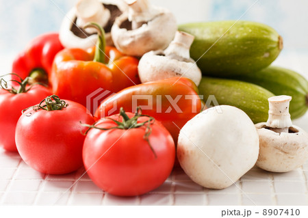 fresh vegetables 8907410