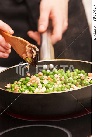 chef at work 8907427