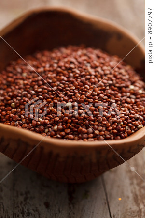 red  quinoa 8907797