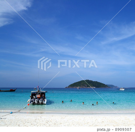 Similan Beach Island Number 4 ,Paradise island located at south Similan Beach Island Number 4 ,Paradise island located at south 8909307
