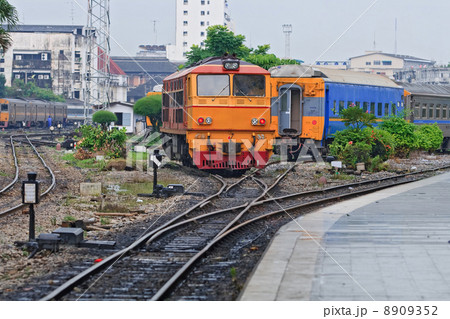 Diesel locomotive train Diesel locomotive train 8909352