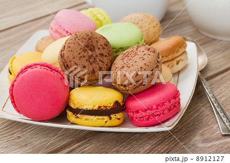 plate of macaroons plate of macaroons 8912127