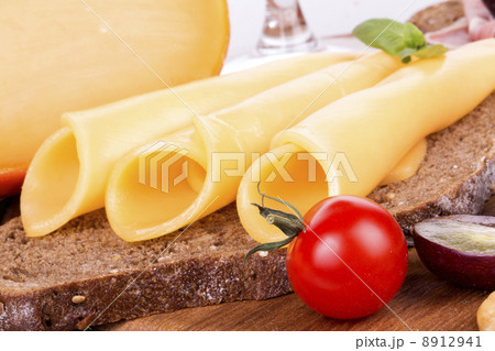 picnic background with  food 8912941